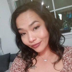 Meet your Posher, Nhung